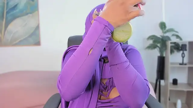 yasmin elite online show from 21, 12, 2025