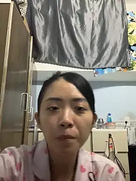 Snapshot of Minee1202 chatting on 18, 1, 2026 Minee1202 online show from 18, 1, 2026