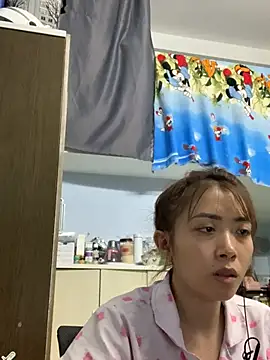 Snapshot of Minee1202 chatting on 1, 3, 2026 Minee1202 online show from 1, 3, 2026