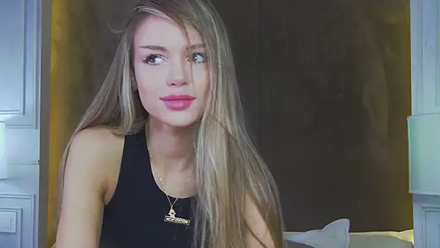 MarilynNova online show from 16, 6, 2026