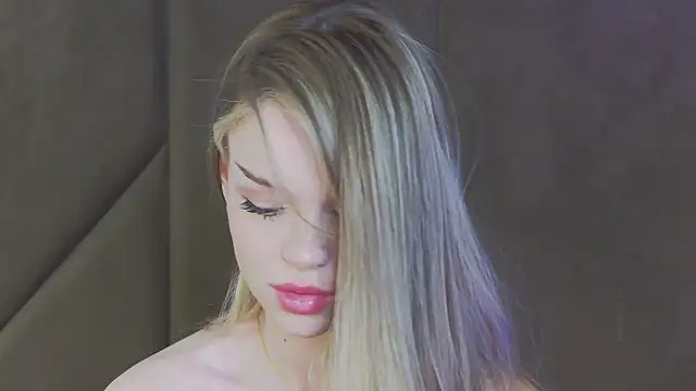 MarilynNova online show from 3, 4, 2026