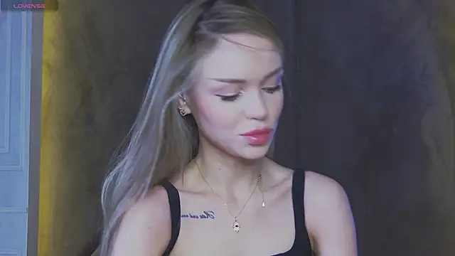 MarilynNova online show from 5, 6, 2026