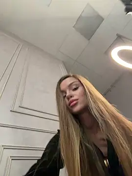 MarilynNova online show from 13, 2, 2026