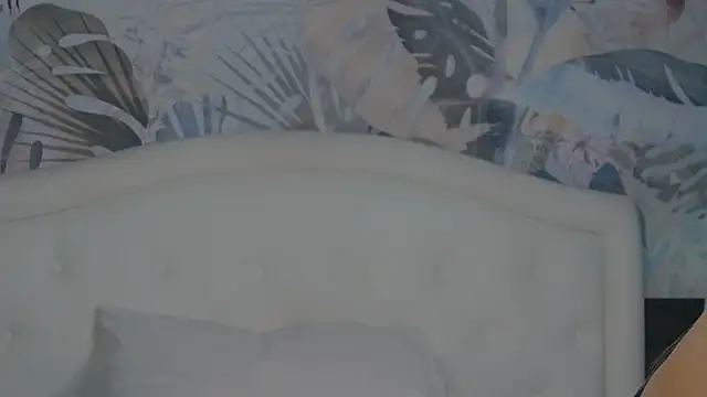 MarilynNova online show from 5, 3, 2026