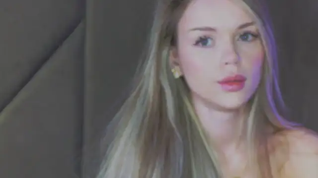 MarilynNova online show from 22, 7, 2026