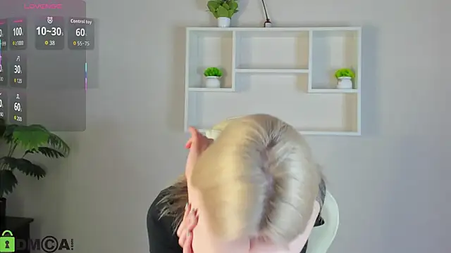 Allice Cox online show from 22, 10, 2025