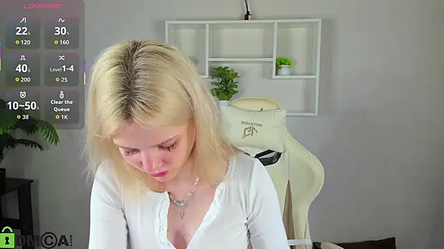 Allice Cox online show from 22, 9, 2025