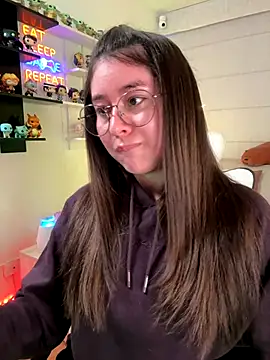 Snapshot of Sharon_07 chatting on 26, 11, 2025 Sharon 07 online show from 26, 11, 2025