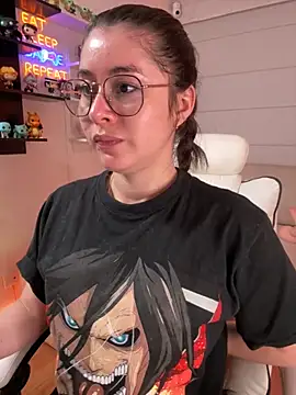 Snapshot of Sharon_07 chatting on 21, 10, 2025 Sharon 07 online show from 21, 10, 2025