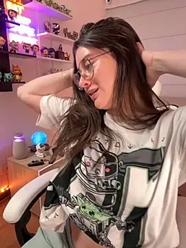 Snapshot of Sharon_07 chatting on 26, 9, 2025 Sharon 07 online show from 26, 9, 2025