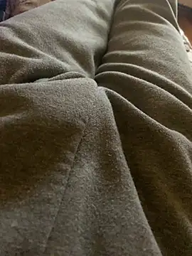 MuzzyFacing online show from 6, 2, 2026