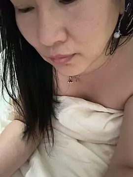 Liqinqin online show from 25, 9, 2025