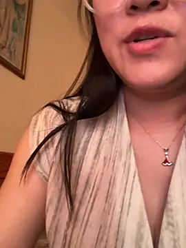 Liqinqin online show from 5, 10, 2025