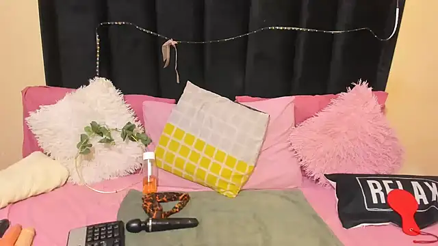 AmazingDarkDoll online show from 23, 2, 2026