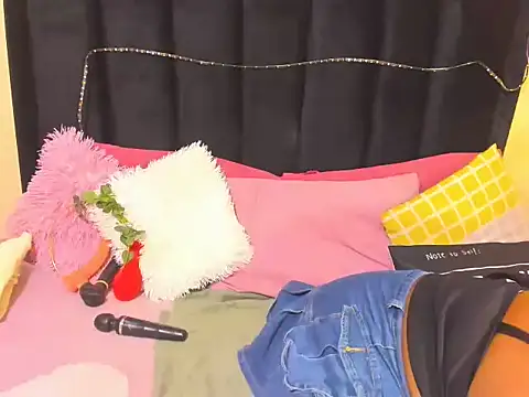 AmazingDarkDoll online show from 13, 2, 2026