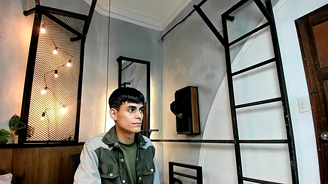 Dani mc1 online show from 15, 10, 2025