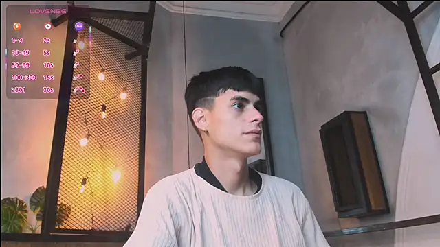 Dani mc1 online show from 8, 10, 2025