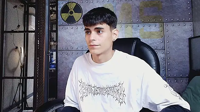 Dani mc1 online show from 11, 1, 2026