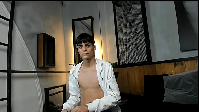 Dani mc1 online show from 1, 12, 2025