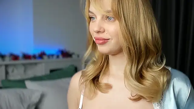 LilyFlamee online show from 9, 1, 2026