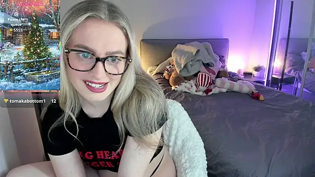 jjulietterose online show from 4, 12, 2025