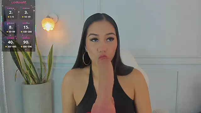 Jazmiinee online show from 23, 11, 2025