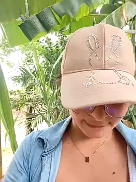 Lily-o online show from 5, 10, 2025