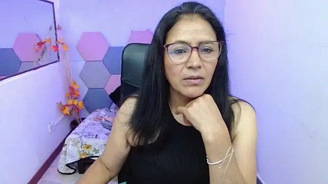 AmandaPeet online show from 3, 10, 2025