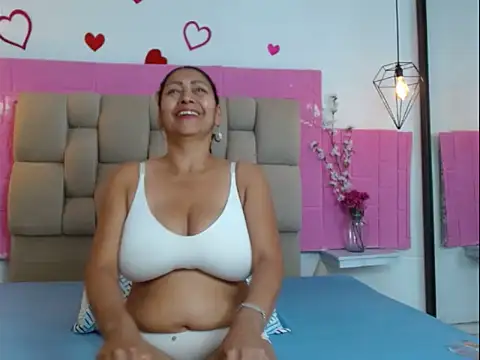 Damary Leon online show from 22, 6, 2026