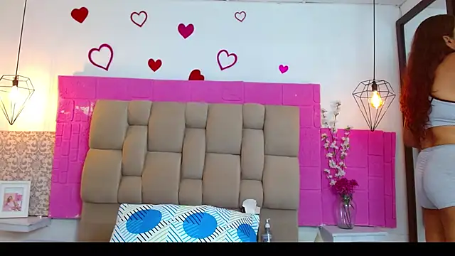 Damary Leon online show from 21, 11, 2025