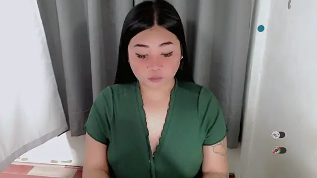Yhana Slut online show from 26, 9, 2025
