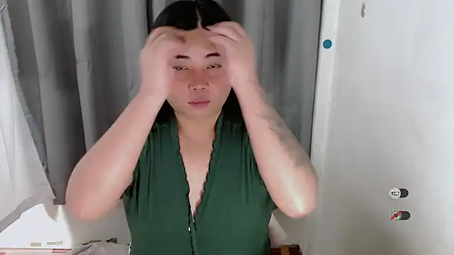 Yhana Slut online show from 28, 9, 2025