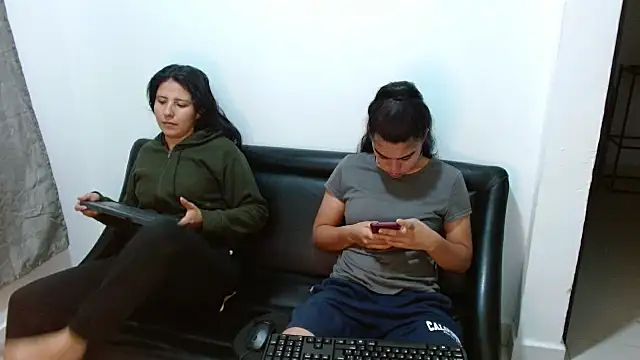 Arieeel 09 online show from 21, 10, 2025