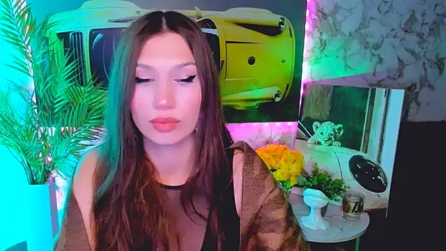 Mollyinyourmind online show from 4, 10, 2025