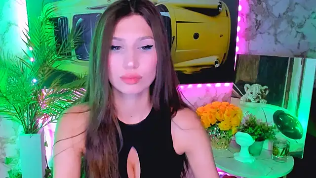 Mollyinyourmind online show from 3, 10, 2025