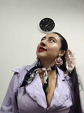 AMATISTA  16 online show from 16, 10, 2025