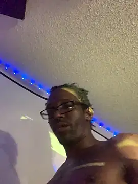 Triggerhappycj100 online show from 9, 3, 2026