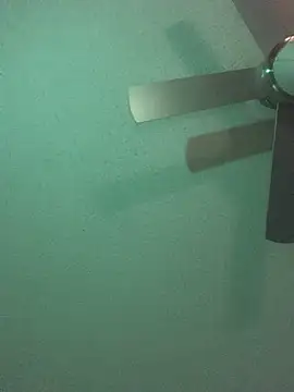 Snapshot of Triggerhappycj100 chatting on 24, 10, 2025 Triggerhappycj100 online show from 24, 10, 2025