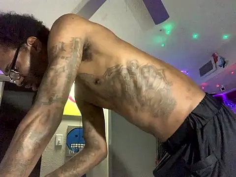 Snapshot of Triggerhappycj100 chatting on 21, 9, 2025 Triggerhappycj100 online show from 21, 9, 2025