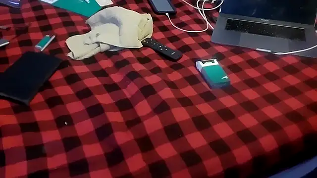 Snapshot of Triggerhappycj100 chatting on 20, 11, 2025 Triggerhappycj100 online show from 20, 11, 2025