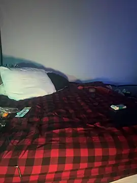 Snapshot of Triggerhappycj100 chatting on 3, 11, 2025 Triggerhappycj100 online show from 3, 11, 2025