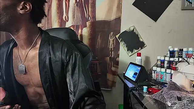 Triggerhappycj100 online show from 7, 5, 2026