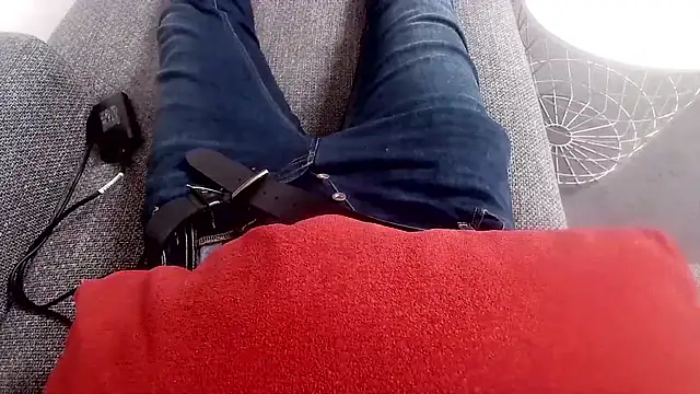 cucciolotto76 online show from 15, 11, 2025