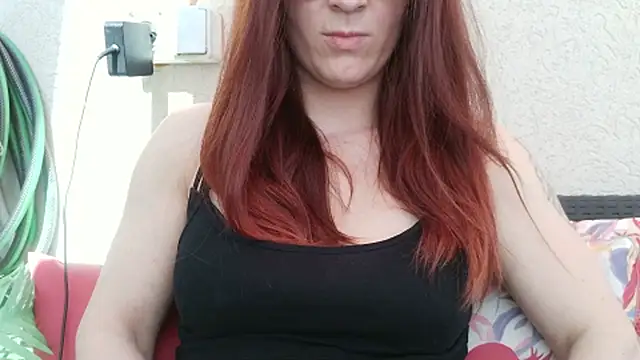 Clarahotgirl24 online show from 19, 3, 2026