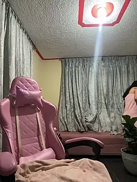 laure torres online show from 1, 10, 2025