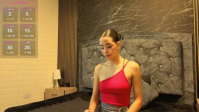 violett  golden online show from 25, 9, 2025