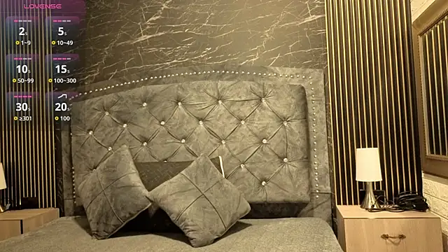 violett  golden online show from 20, 9, 2025