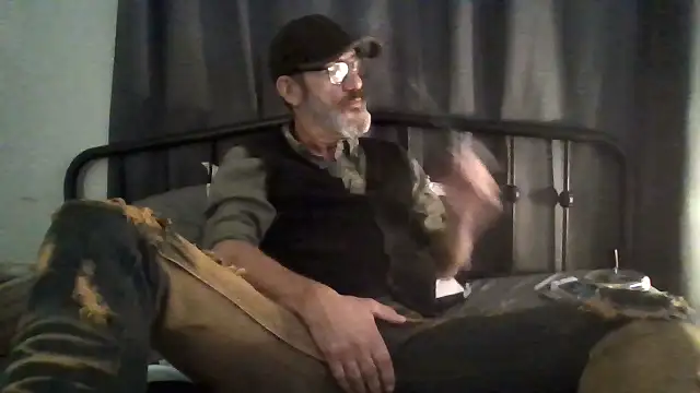 FoxnMouse online show from 5, 10, 2025