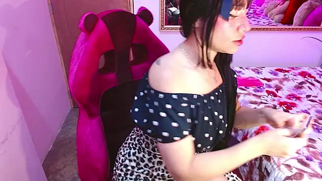 Snapshot of IVET_CUTE1 chatting on 21, 6, 2026 IVET CUTE1 online show from 21, 6, 2026