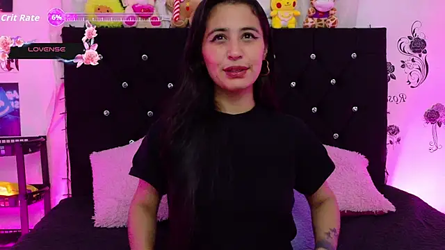 Snapshot of queen_smiley chatting on 15, 1, 2026 queen smiley online show from 15, 1, 2026